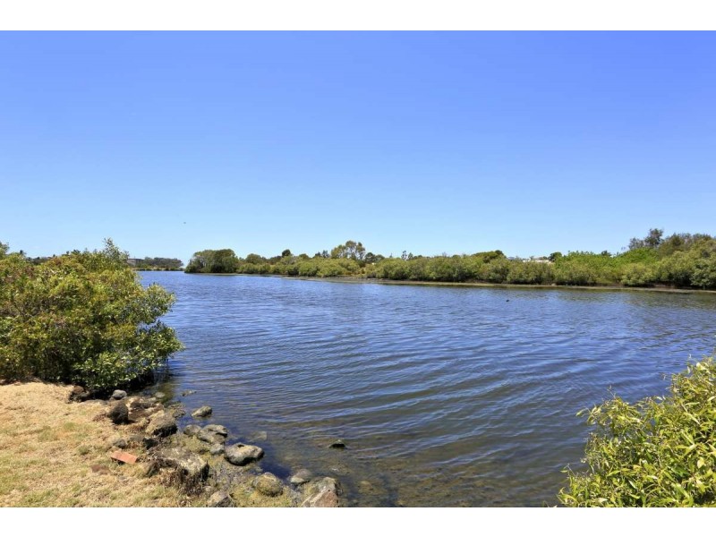 91 Fairway Dr, Bargara QLD 4670