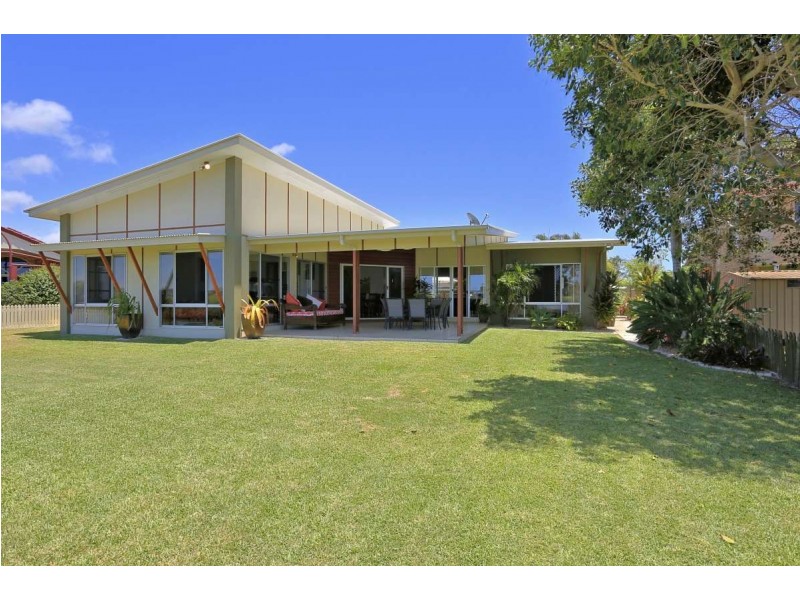91 Fairway Dr, Bargara QLD 4670