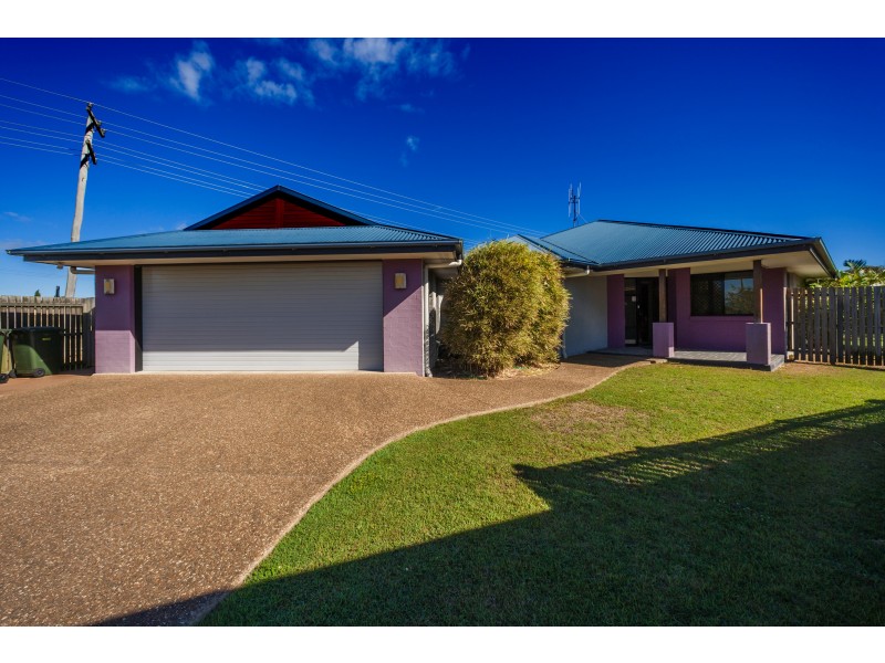 8 Warren Pl, Bargara QLD 4670