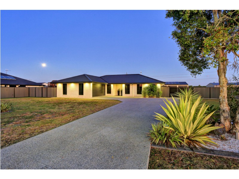34 Palmerston Dr, Branyan QLD 4670