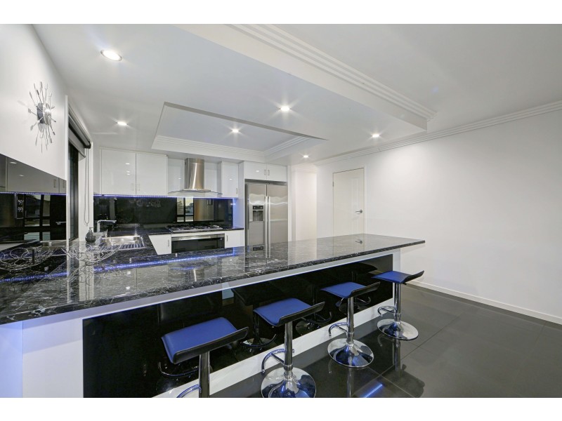 34 Palmerston Dr, Branyan QLD 4670