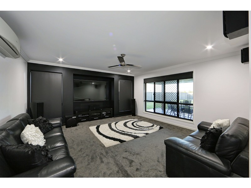 34 Palmerston Dr, Branyan QLD 4670