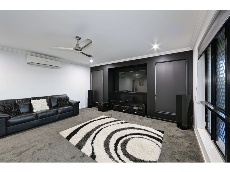 34 Palmerston Dr, Branyan QLD 4670