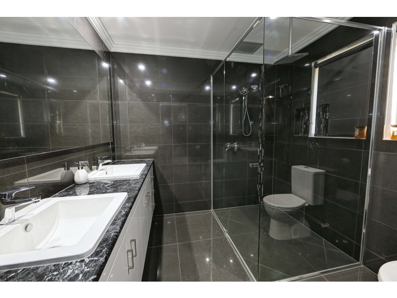 34 Palmerston Dr, Branyan QLD 4670