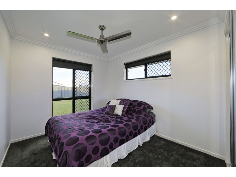 34 Palmerston Dr, Branyan QLD 4670