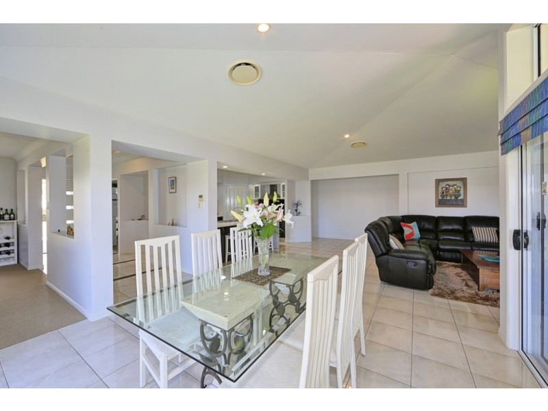 2 Anchorage Ct, Bargara QLD 4670