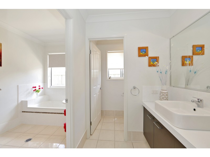 2 Anchorage Ct, Bargara QLD 4670