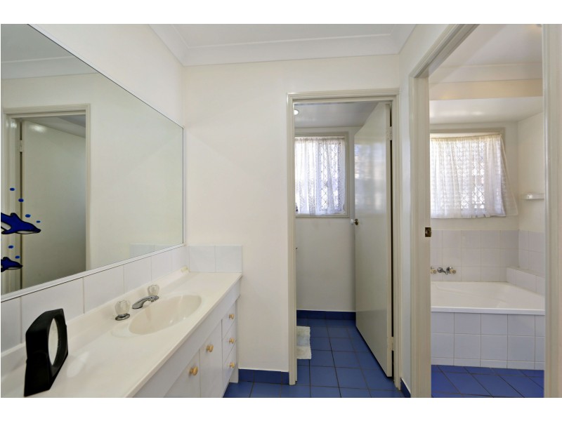 159 Moodies Rd, Bargara QLD 4670