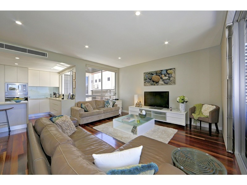 3/96 Miller St, Bargara QLD 4670