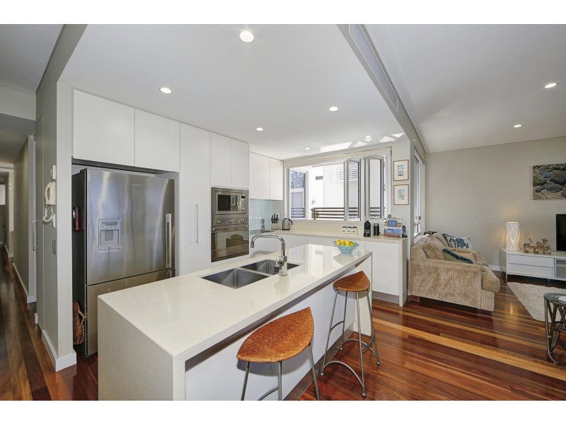 3/96 Miller St, Bargara QLD 4670