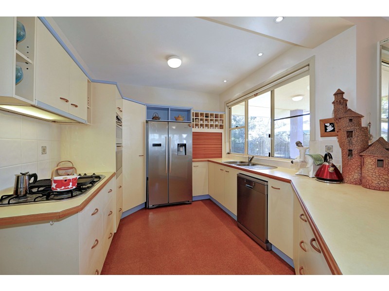 4 Redman Ct, Bargara QLD 4670