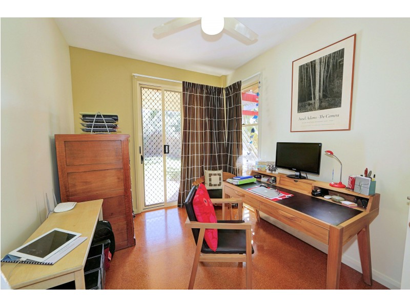 4 Redman Ct, Bargara QLD 4670