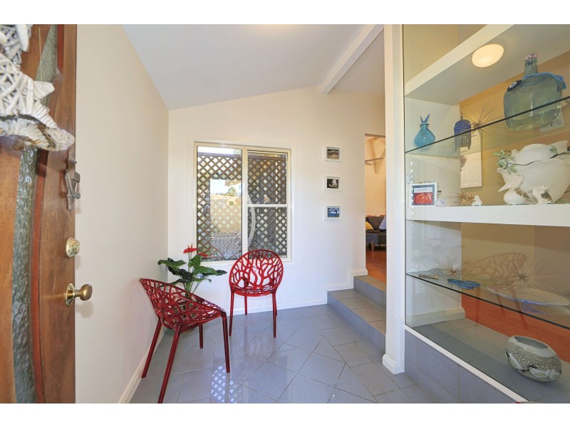 4 Redman Ct, Bargara QLD 4670