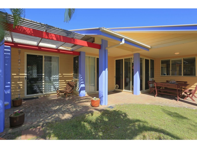 4 Redman Ct, Bargara QLD 4670