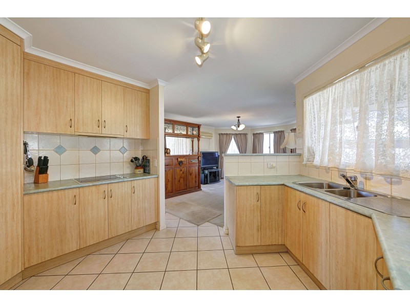 51 Shell St, Burnett Heads QLD 4670