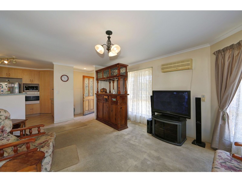 51 Shell St, Burnett Heads QLD 4670