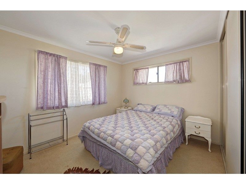 51 Shell St, Burnett Heads QLD 4670