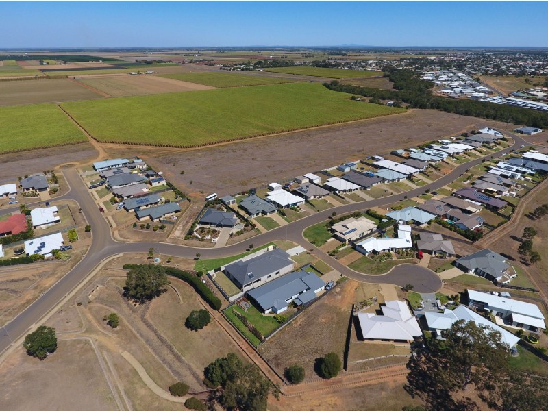 6 Sweetwater Ct, Ashfield QLD 4670