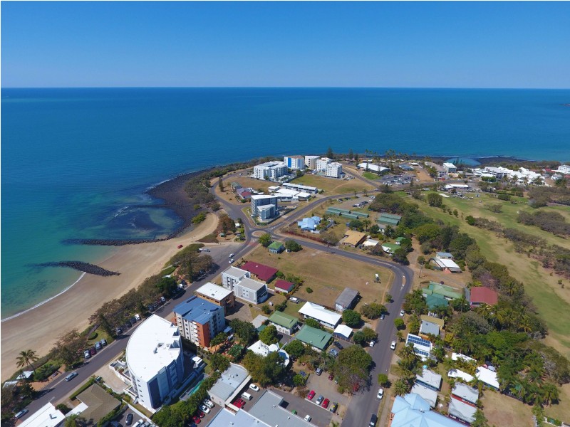 9 See St, Bargara QLD 4670