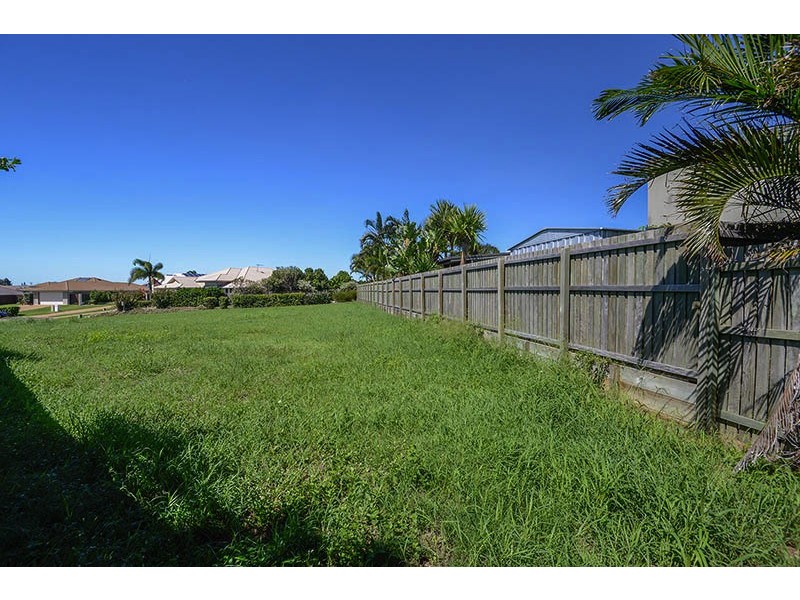 10 Sea Change Ct, Bargara QLD 4670