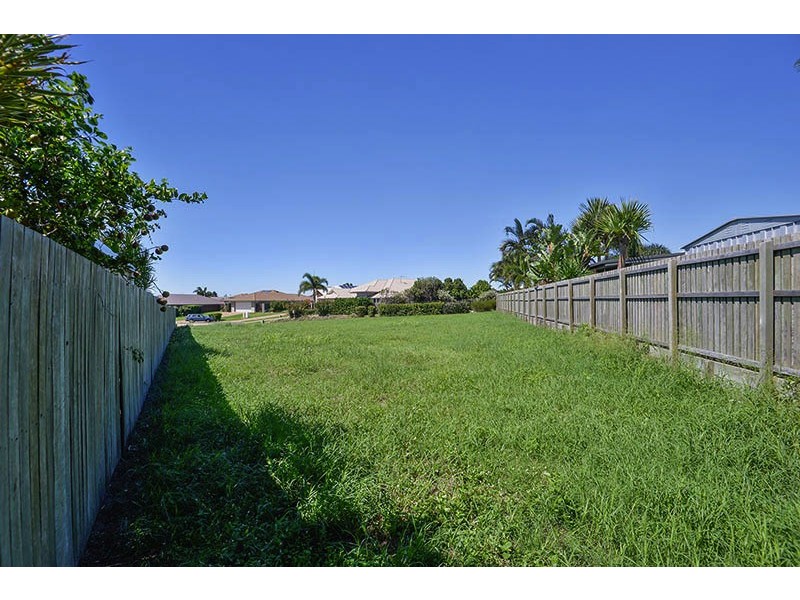 10 Sea Change Ct, Bargara QLD 4670