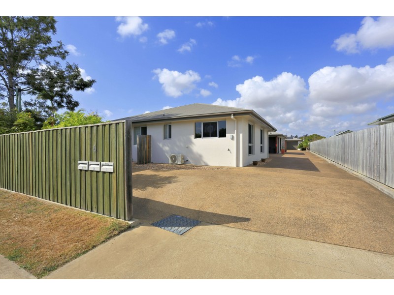 3/6 Theodore St, Svensson Heights QLD 4670