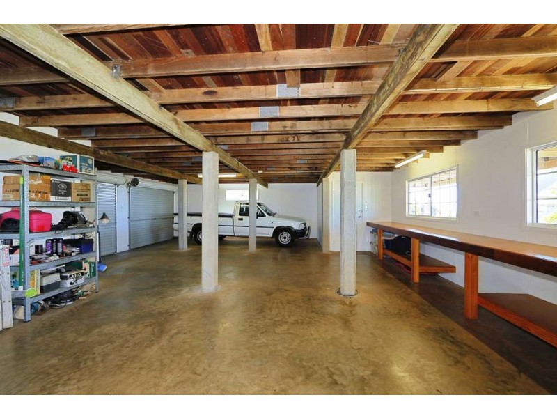 117 Sea Esp, Burnett Heads QLD 4670