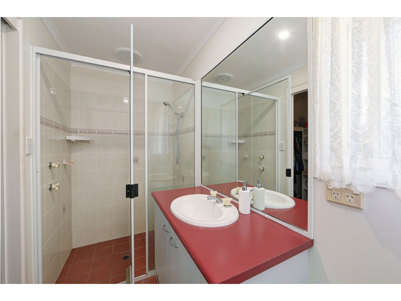 4 Solander St, Bargara QLD 4670