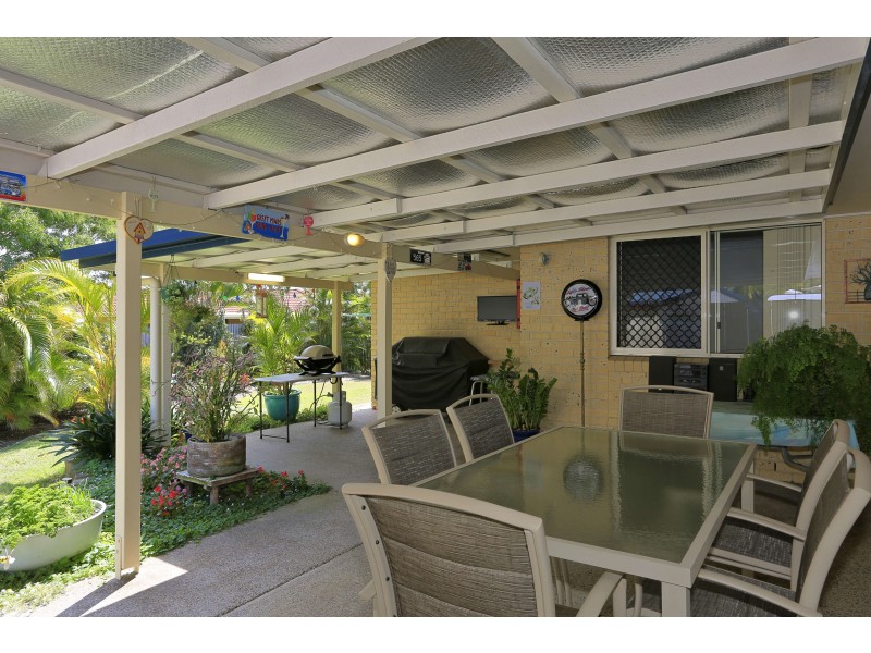 4 Solander St, Bargara QLD 4670