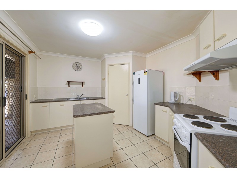 37 Spinnaker Bvd, Innes Park QLD 4670