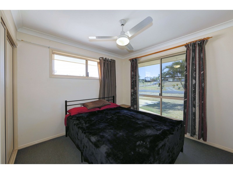 37 Spinnaker Bvd, Innes Park QLD 4670