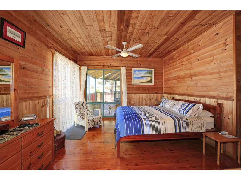 28 Oceanview St, Bargara QLD 4670