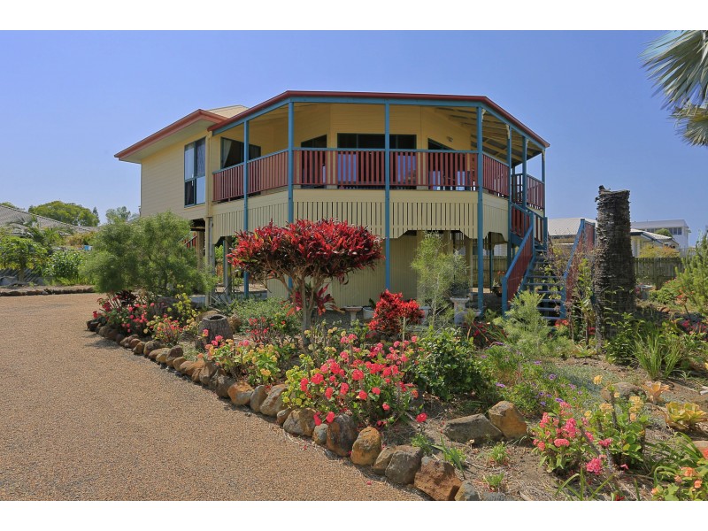 28 Oceanview St, Bargara QLD 4670