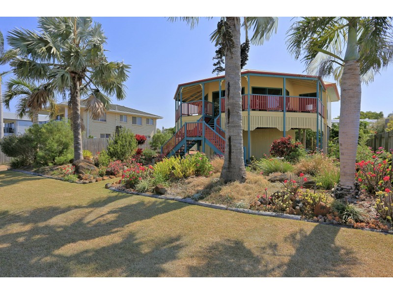 28 Oceanview St, Bargara QLD 4670