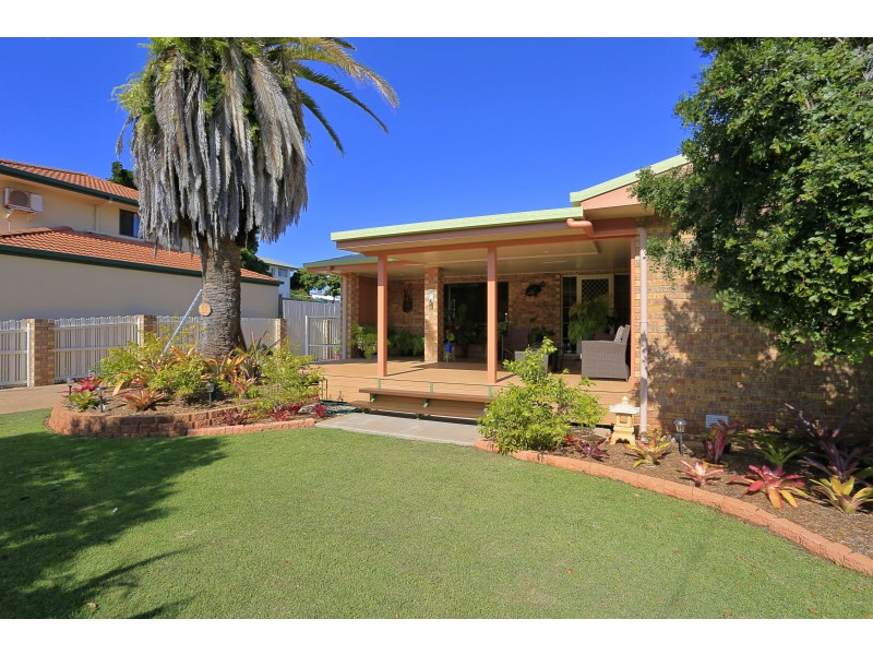 11 Bussey St, Bargara QLD 4670