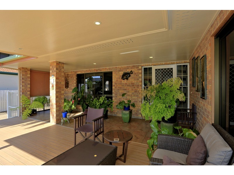 11 Bussey St, Bargara QLD 4670