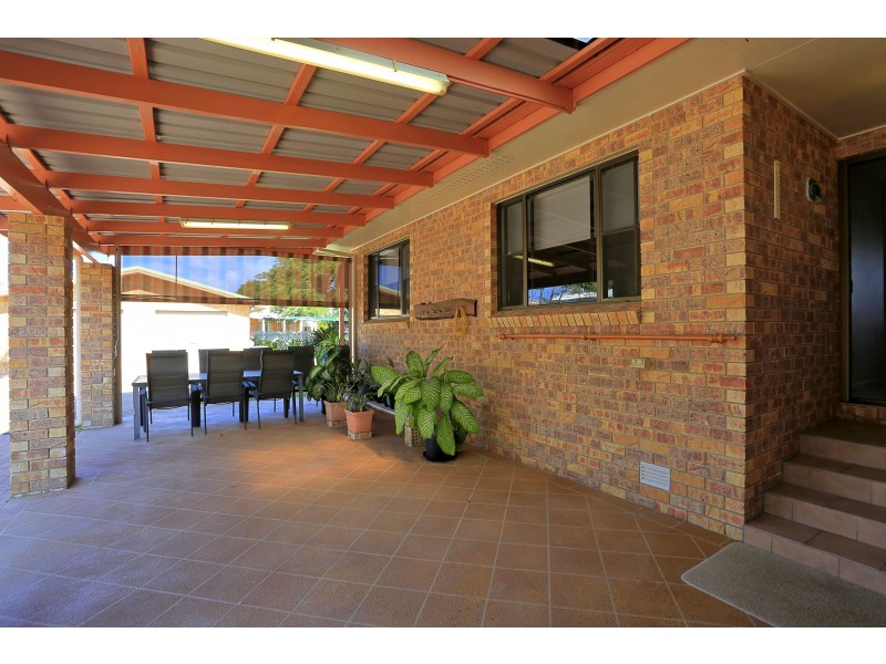 11 Bussey St, Bargara QLD 4670