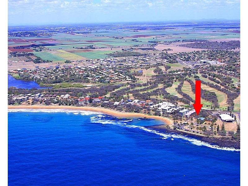 2/106 Miller, Bargara QLD 4670