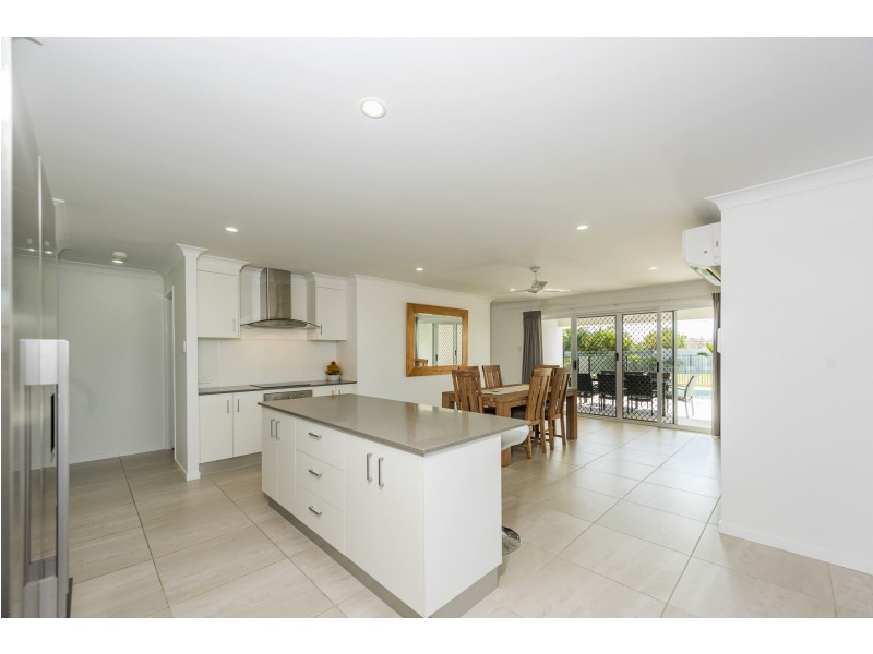 5 Bunker Ct, Bargara QLD 4670