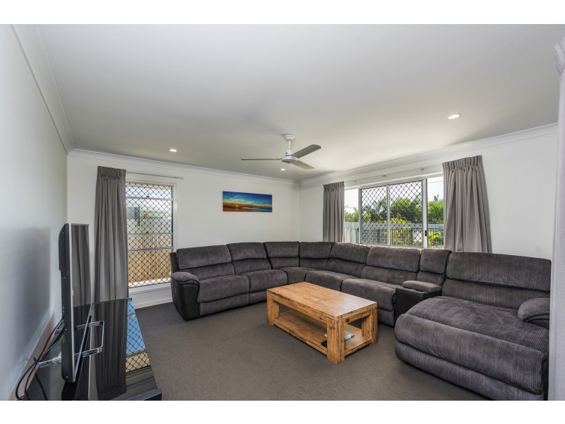 5 Bunker Ct, Bargara QLD 4670
