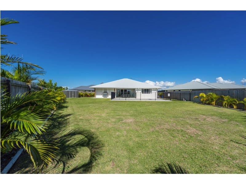 5 Bunker Ct, Bargara QLD 4670