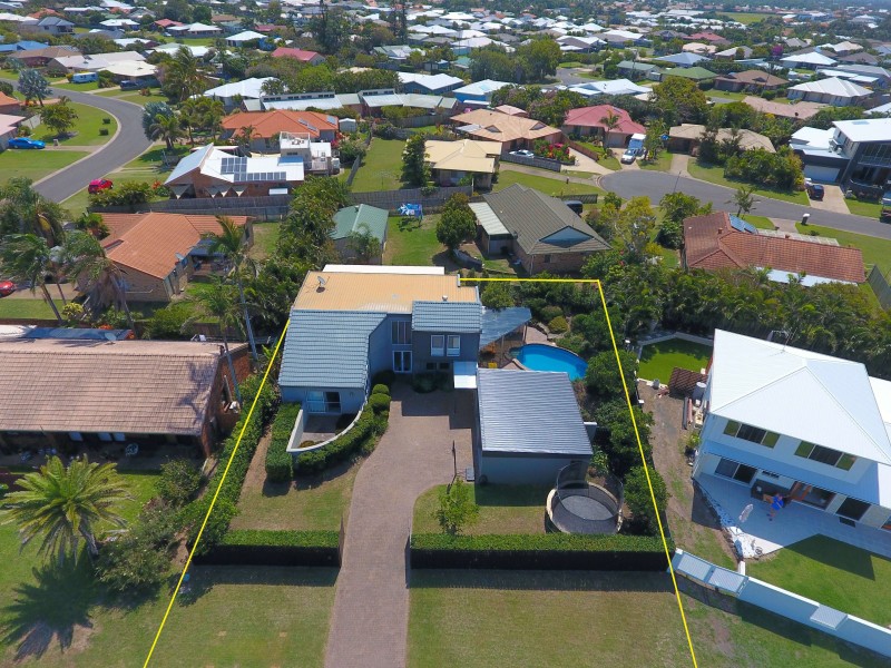 12 Oceanview St, Bargara QLD 4670