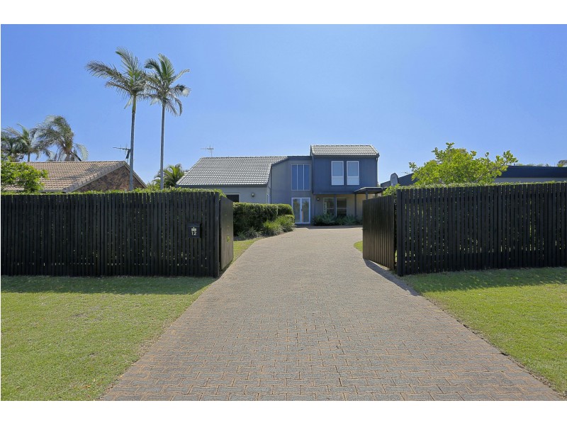 12 Oceanview St, Bargara QLD 4670