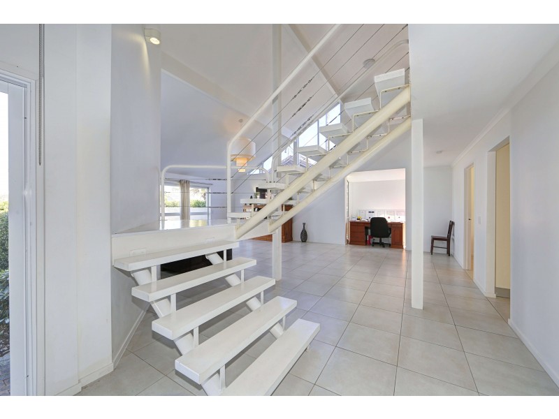 12 Oceanview St, Bargara QLD 4670