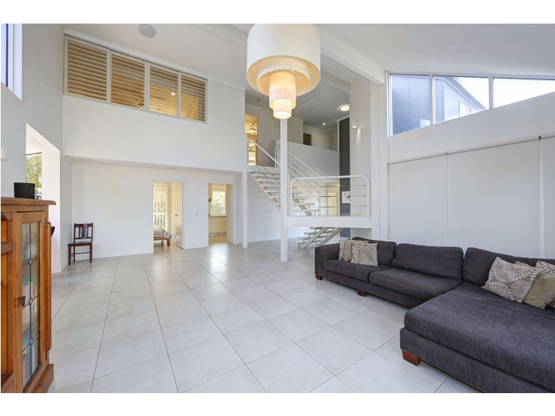 12 Oceanview St, Bargara QLD 4670