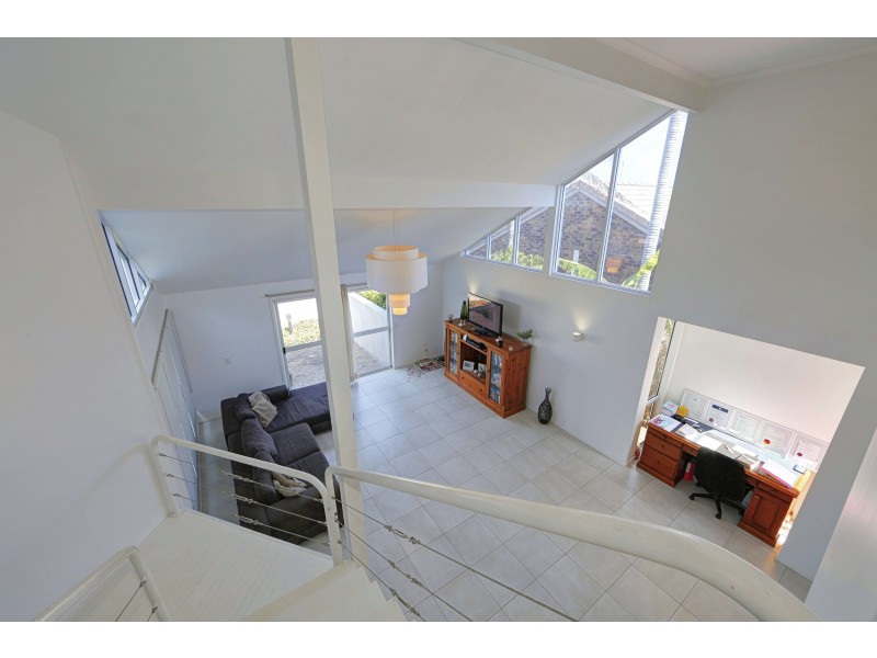 12 Oceanview St, Bargara QLD 4670