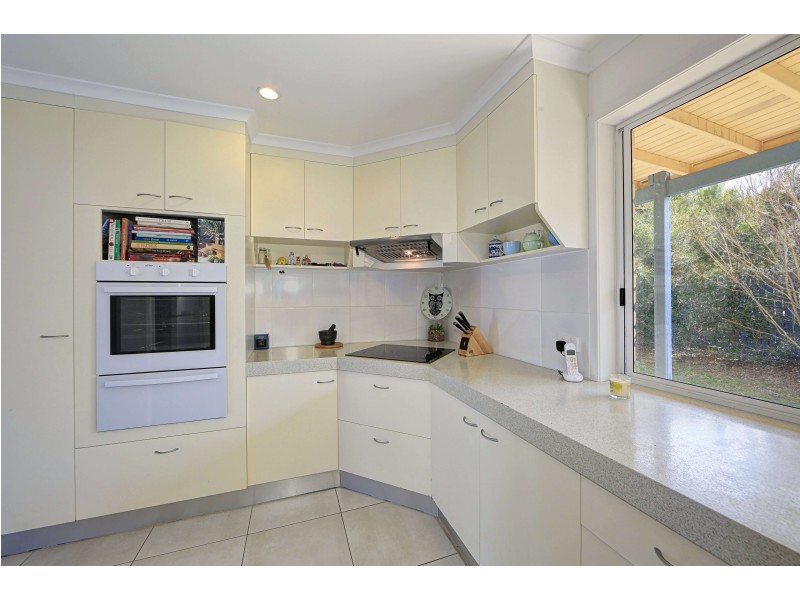 12 Oceanview St, Bargara QLD 4670