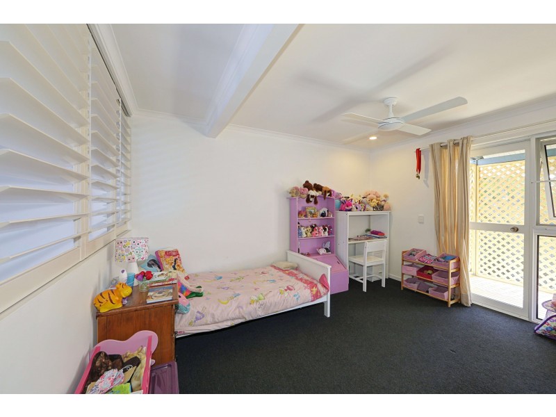 12 Oceanview St, Bargara QLD 4670