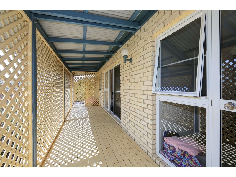 12 Oceanview St, Bargara QLD 4670