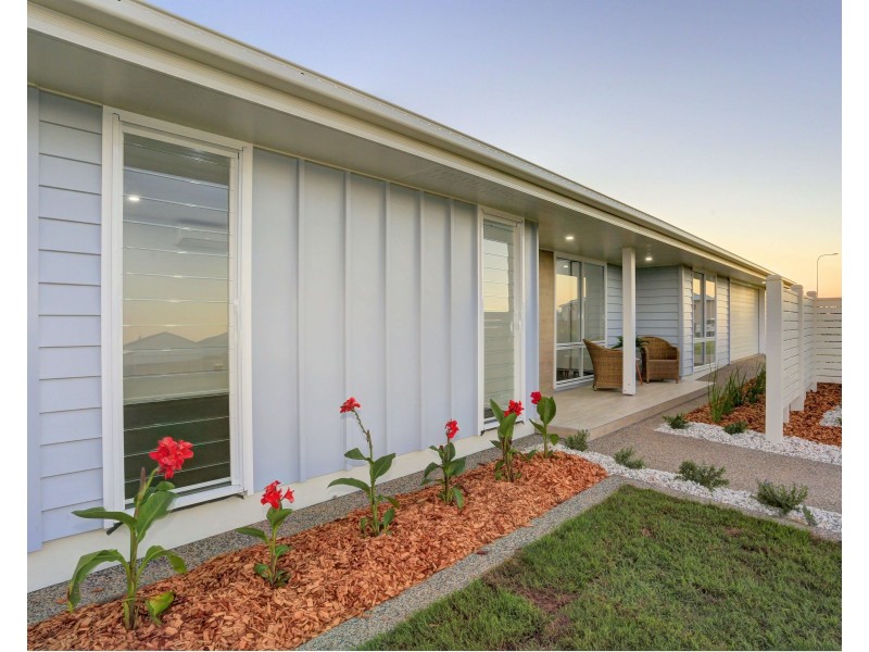 4 Beachside Circuit, Bargara QLD 4670